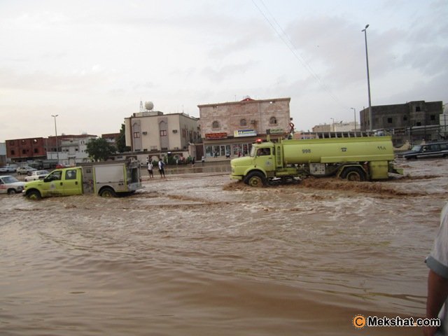 أمطار جدة ـ الخميس 24 / 1 / 1432هــ  Mk147831_mnb