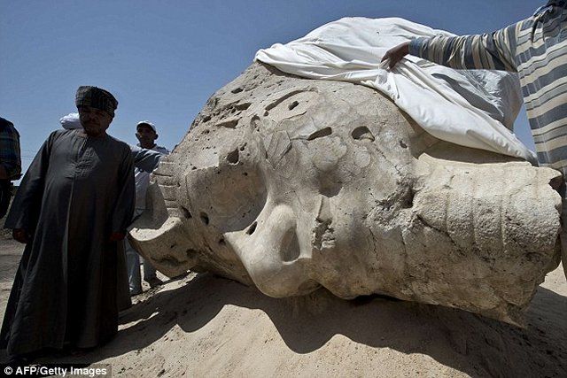 Remarkable Massive Statues Of Pharaoh Amenhotep III Discovered In Luxor - Ancient Egypt Reveals More Of Its Secrets Amenhotepstat2