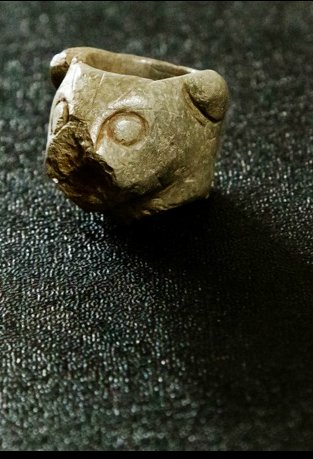 Enigmatic 2,000 -Years-Old Carved Stone Owl Pipes - An Ancient Unsolved Secret Of Illinois  Owlpipes2