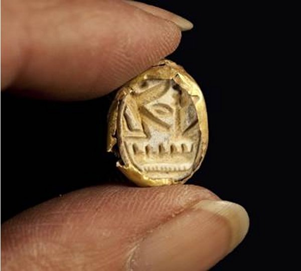 Ancient Egyptian 3,300-Year-Old Coffin Buried With Gold Scarab Seal Of Pharaoh Seti I - Unearthed in Jezreel Valley Coffinjezree01