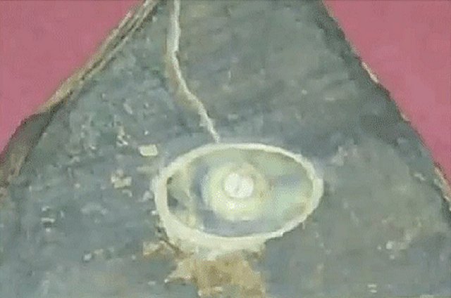 Mysterious Artifacts: Glowing Black Pyramid With The Third Eye Pyramidblacklight01