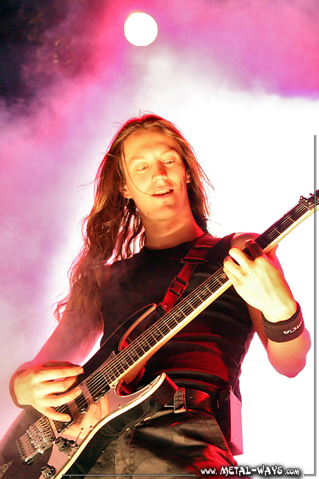 Epica pictures - Page 7 Epica-summer-darkness-tivoli-19