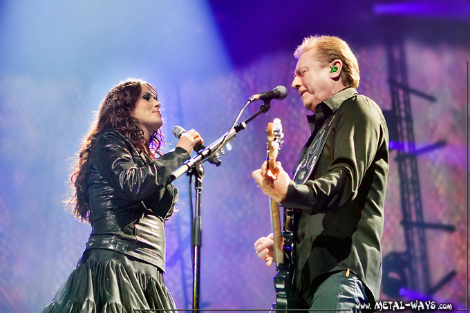 Night Of The Proms 2009 Sharon-den-adel-night-of-the-proms-24