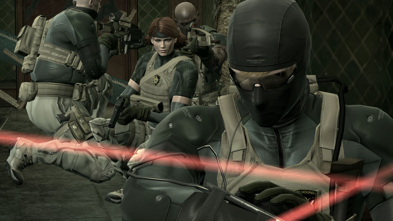 Premires notes de MGS4 et nouveaux screens. Mgs4_im_g_0253