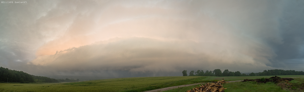 Saison 2014 Damien49 - 9 Juin : Supercellule Outbreak - Partie 2 - Page 2 2014_06_08_06h14_pano_arcus2