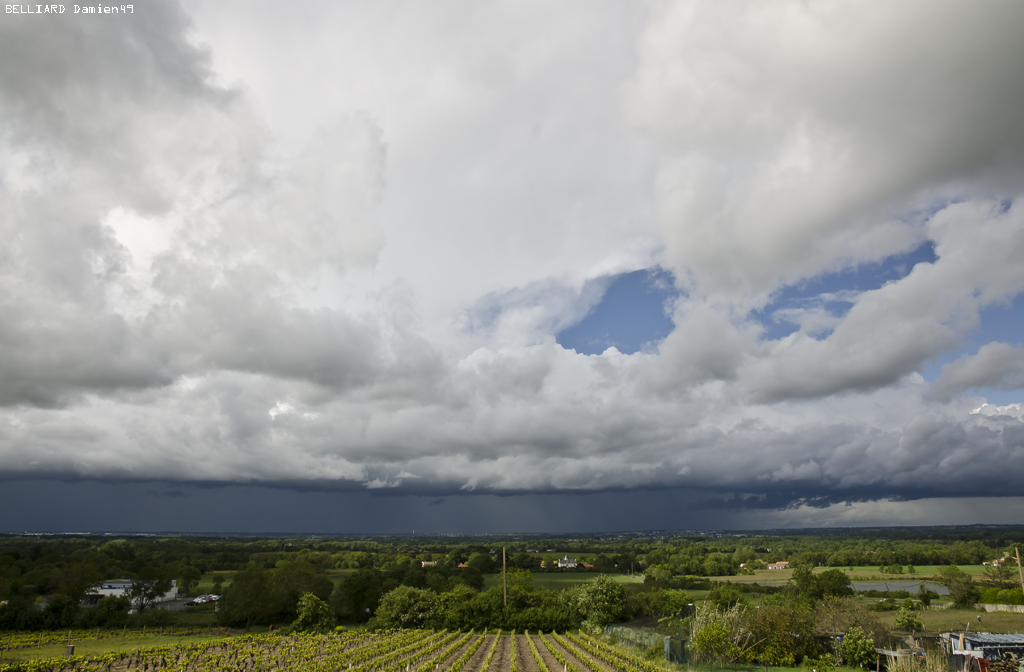 Saison 2014 Damien49 - 9 Juin : Supercellule Outbreak - Partie 2 2014_05_01_16h39_averse_orage1