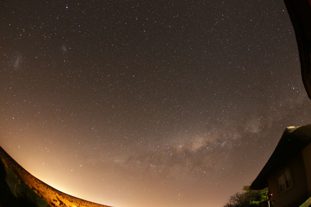 Ciel austral : Voie Lactée et nuages de Magellan SA-A03z