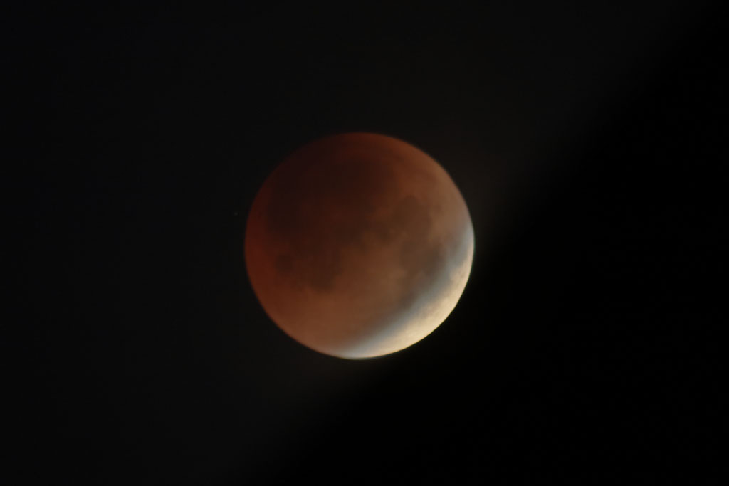 Eclipse totale de Lune du 16 mai 2022 Eclipse21-5h20