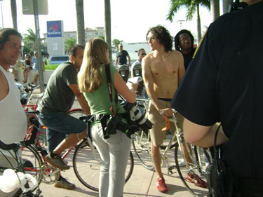     Nude-bike-ride-06