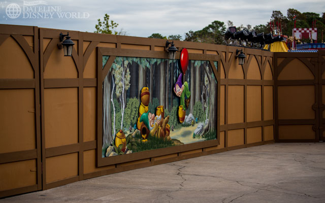 [Magic Kingdom] New Fantasyland - The Forest: Beauty and the Beast, The Little Mermaid (06 décembre 2012), 7 Dwarfs Mine Train (28 mai 2014) - Page 16 DatelineDisneyWorldNewTestTrack-IMG_8111