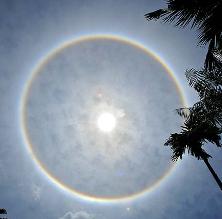 En los próximos meses el Sol 'bombardeará' la Tierra con tormentas más potentes - Página 2 Halo_solar