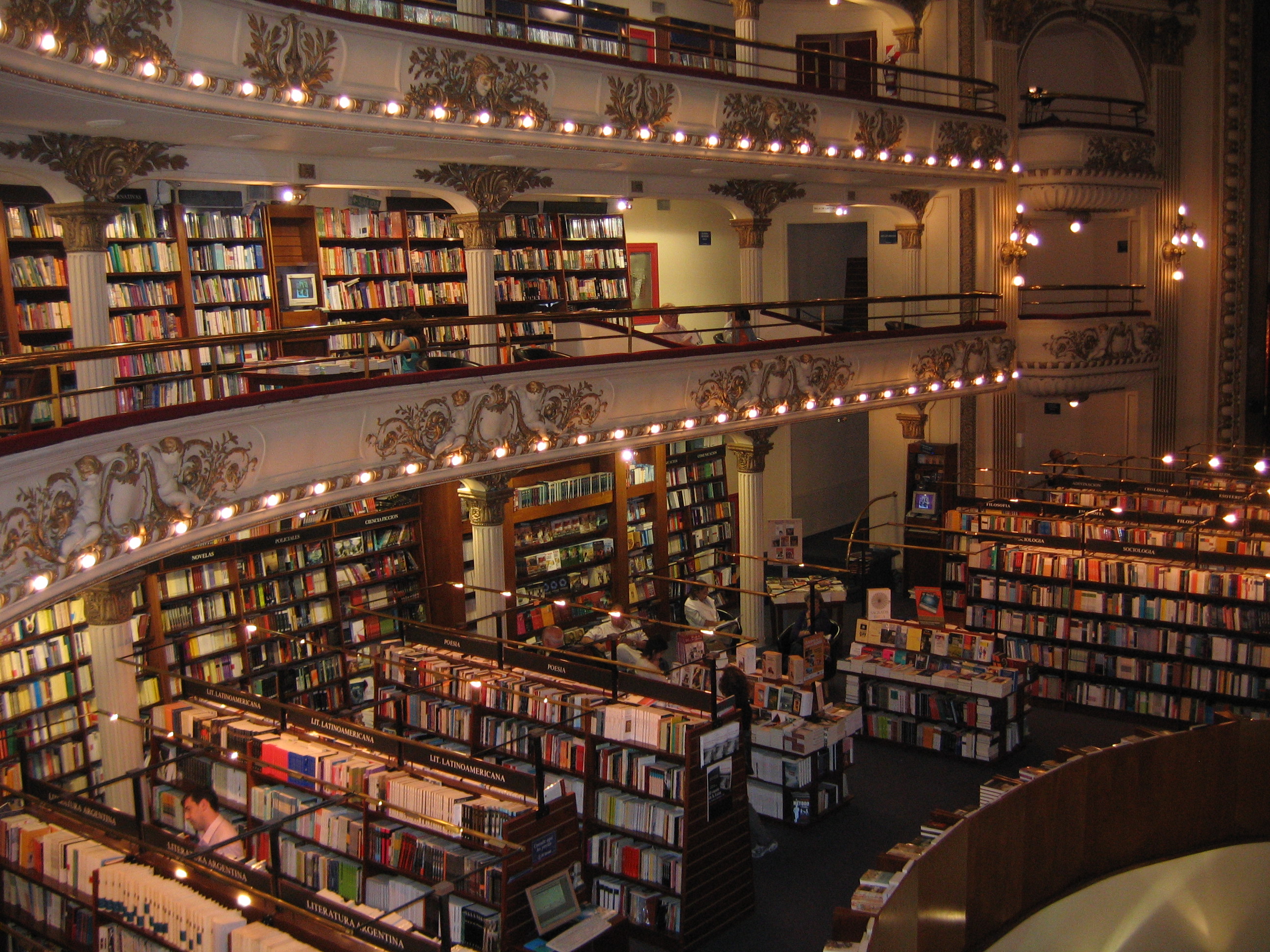 El Ateneo Book Store El-Ateneo