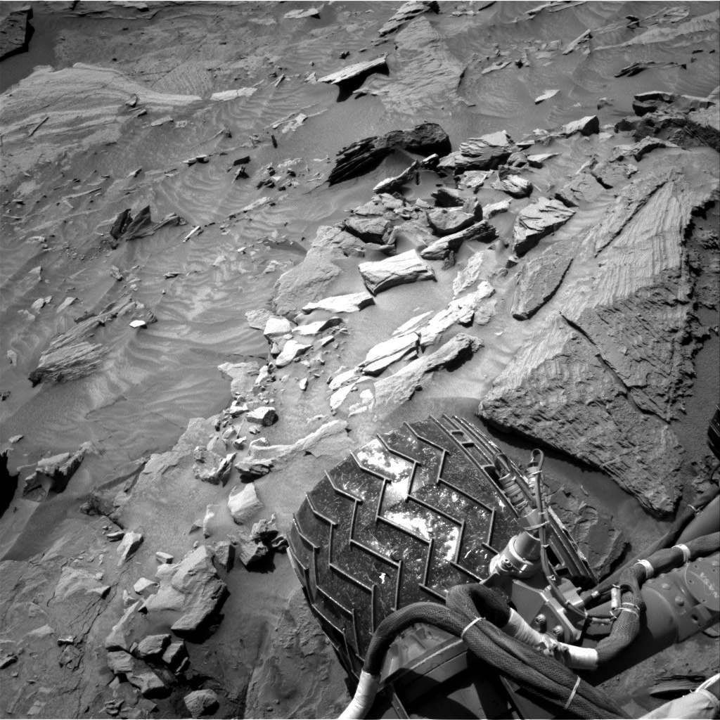 MARS: CURIOSITY u krateru  GALE  - Page 39 NRB_513881269EDR_F0540388NCAM00354M_