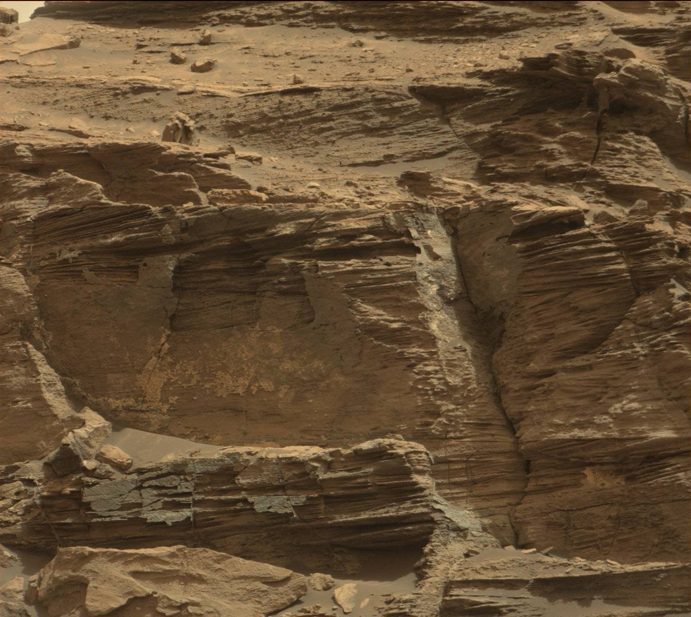 MARS: CURIOSITY u krateru  GALE Vol II. - Page 16 1448MR0071710010703040E01_DXXX