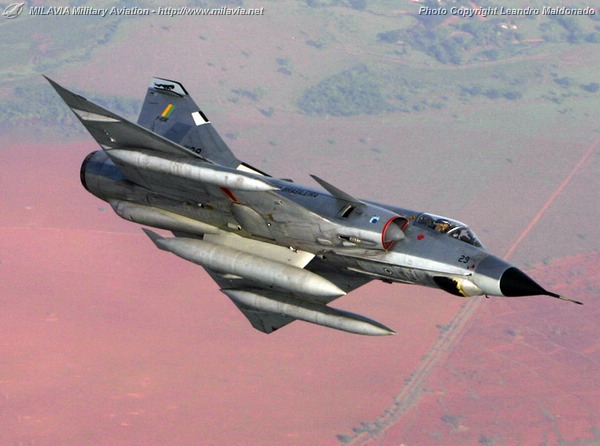  القوات الجوية المصرية تسسسسسسسسسحق القوات الجوية البرازيلية بالf16 فقط!!!!!!!!!!!!!!!!!!!!!!! - صفحة 2 Mirage_20