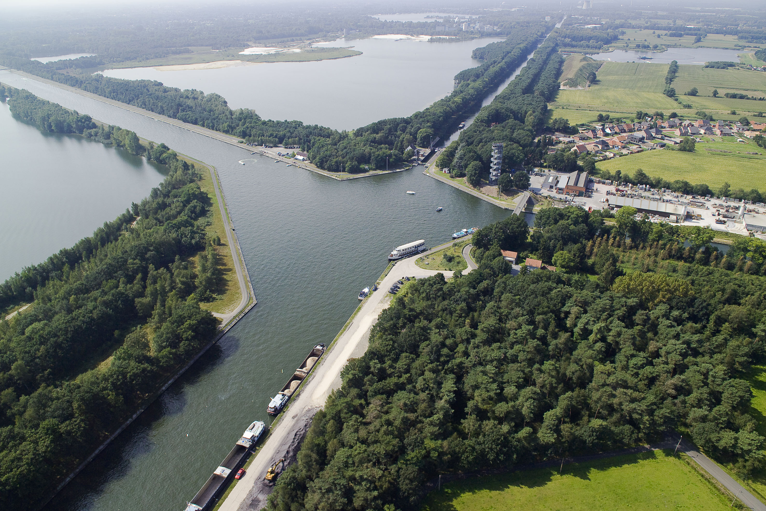 Canal Bocholt-Herentals (Fietssnelweg F78) T1_SAS4toren-overzicht_G