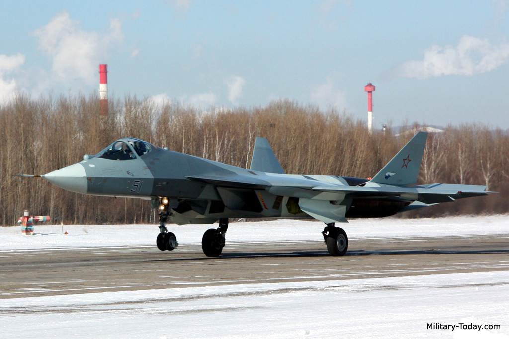 موسوعة المقاتلات الكاملة Sukhoi_pak_fa_l5