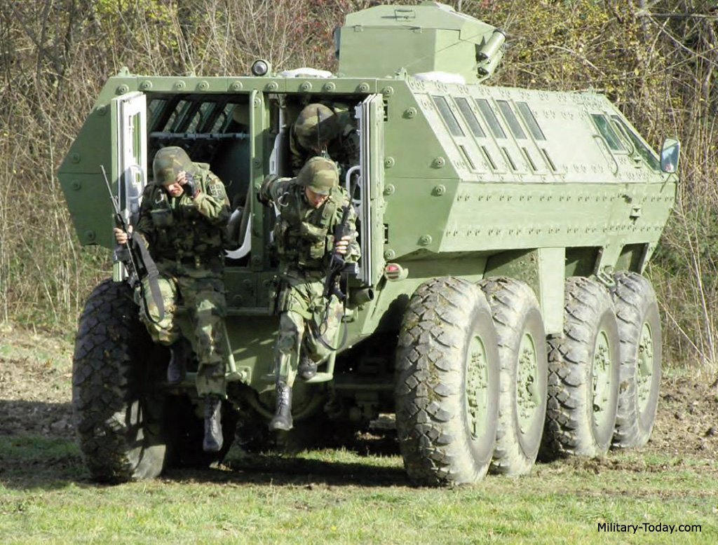 Lazar APC مدرعة صربية متطورة ستكون المدرعة الرئيسية في الجيش العراقي الجديد Lazar_l3