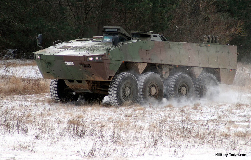 ناقلات جنود مدرعة متميزة من دول غير اعتيادية! Patria_amv_l1