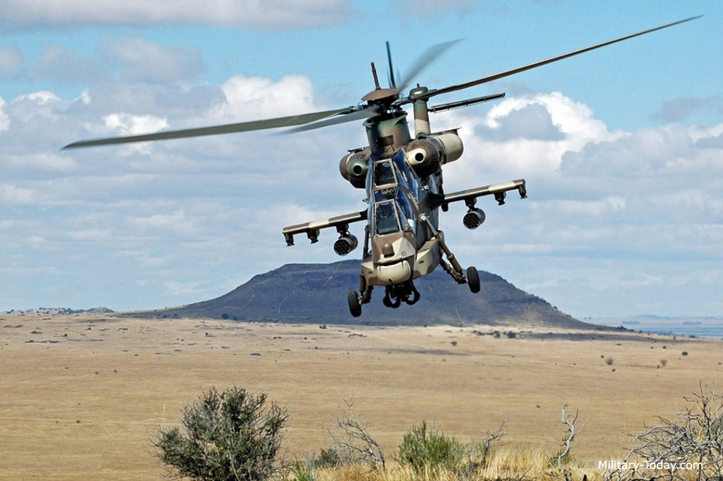 صور و فيديو المروحية الإفريقية Denel AH-2 Rooivalk   Denel_ah2_rooivalk_l6