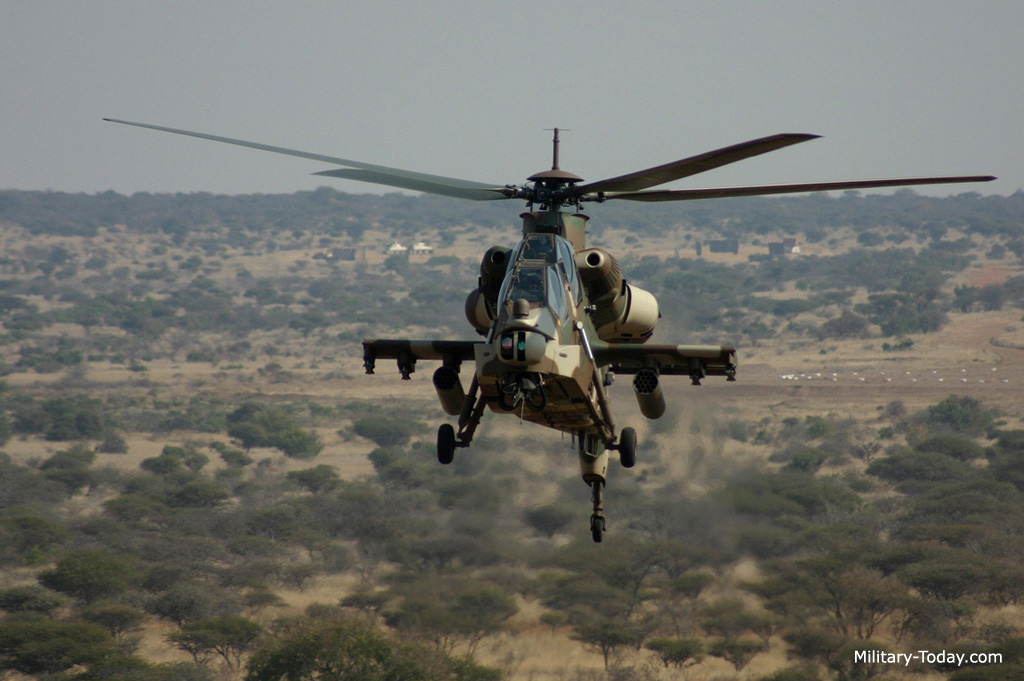 صور و فيديو المروحية الإفريقية Denel AH-2 Rooivalk   Denel_ah2_rooivalk_l9