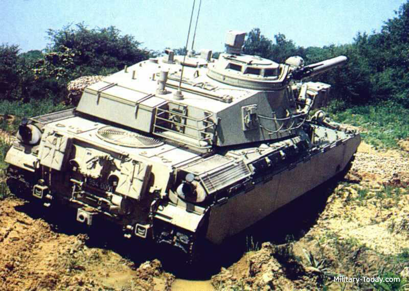 (موسوعة دبابات القتال في القرن الحادي والعشرين- شهر الوحوش الحديدية الموضوع الأول) Amx_32_l4