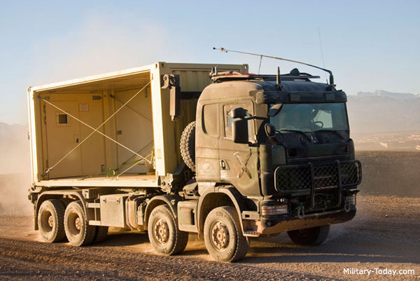 Scania P124CB 8x8 Camion utilitario pesante Scania_p124cb_8x8_l4