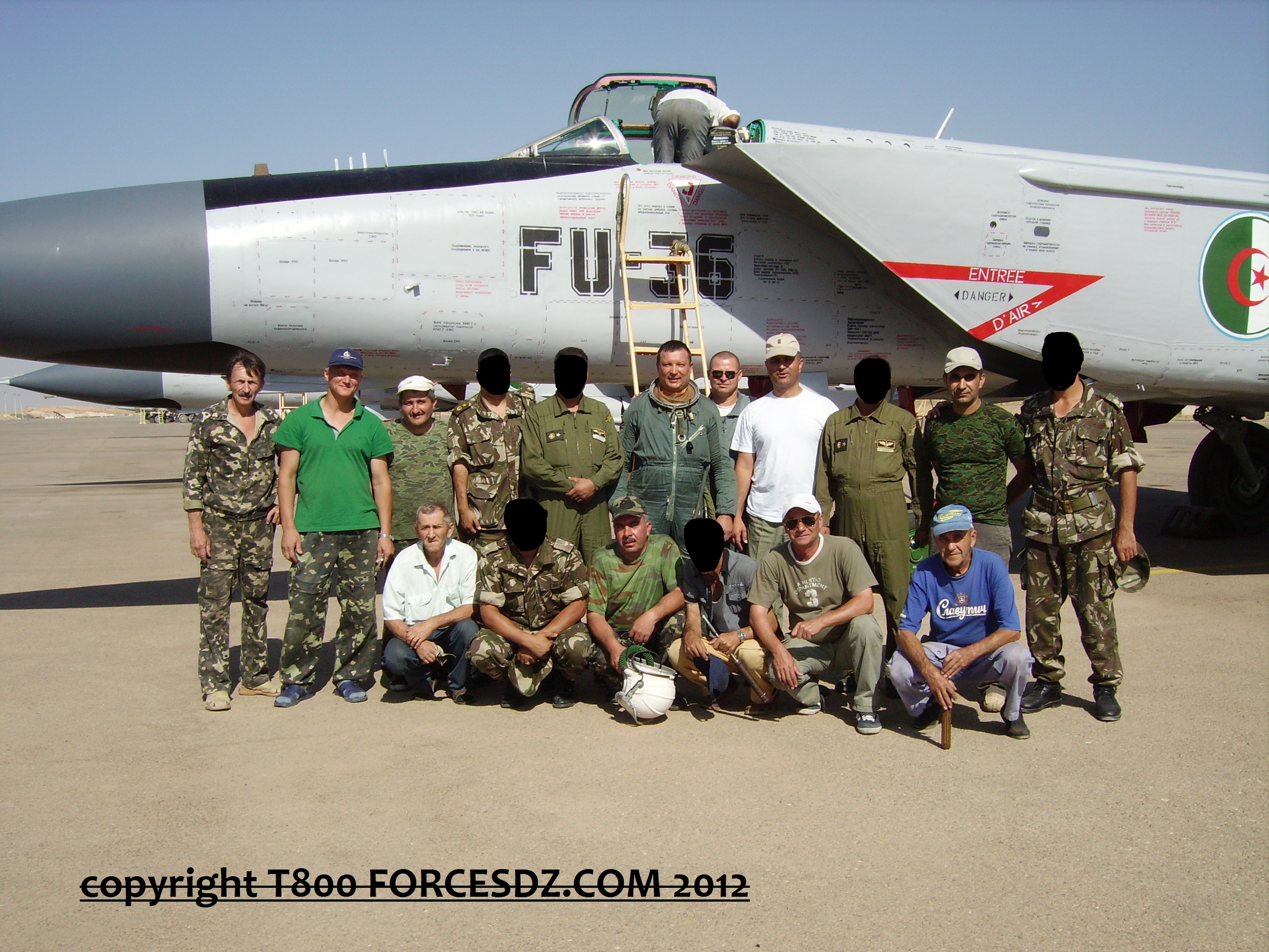 صور طائرات القوات الجوية الجزائرية [ MIG-25 / Foxbat ] - صفحة 3 701119018