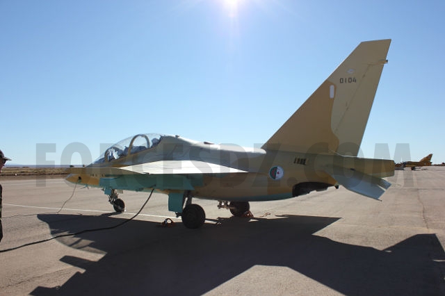 الياك YAK-130 Algerian%20Yak-130%205