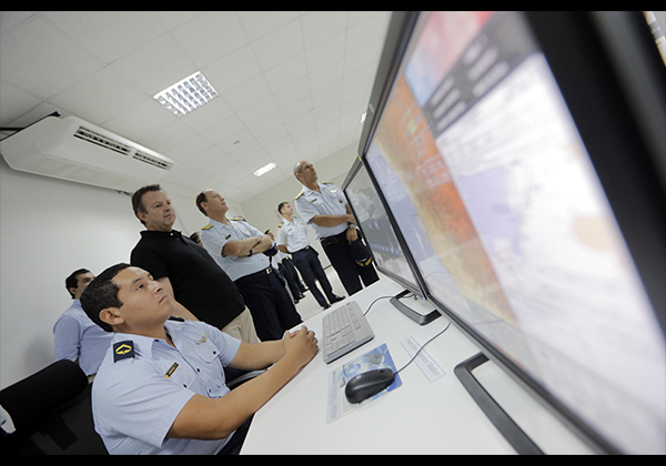 FUERZA AÉREA DE PERÚ - Página 22 Galeria_2014_04_09_08