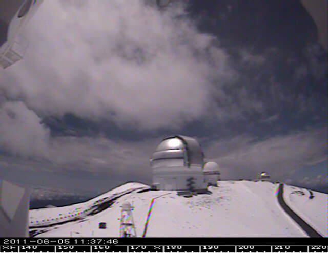 Efecto Gore en la nevada de verano en Mauna Kea KM-gemdome-snow