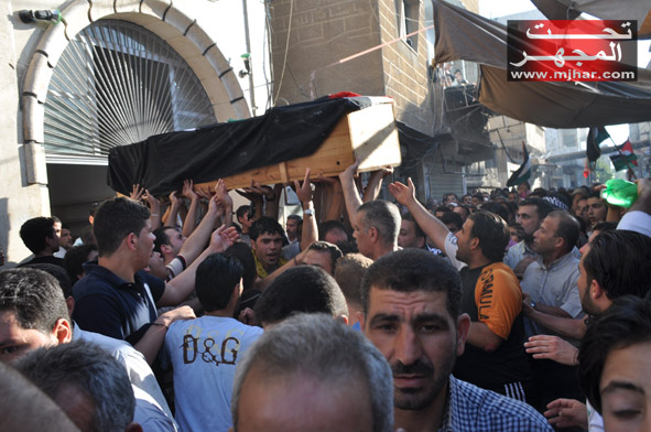 صور جنازة الشهيدين مجدي زيدان ومحمد ديب في مخيم النيرب DSC_0663