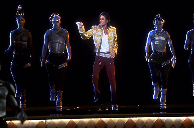 Holograma de Michael Jackson  Michael-jackson-hologram-billboard-music-awards-650