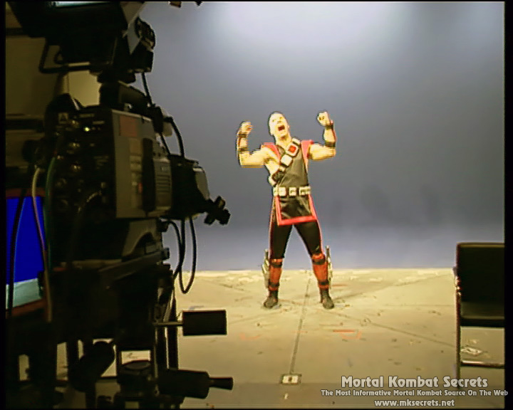 ACTORES REALES DE MORTL KOMBAT 3 - VIDEOJUEGO Mk3-behind48