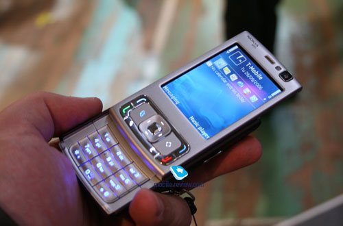 جوال n95 ان 95 تقرير بالصور مع مميزاتةNokia's N95 smartphone Ny-nseries-134