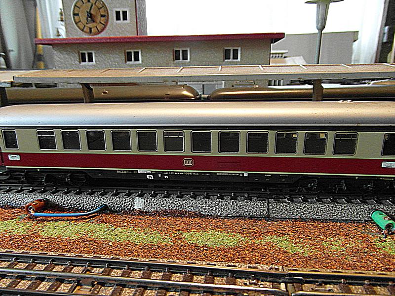 MärklinTEE Zug mit Wagen aus den 60er Jahren SAM_7108