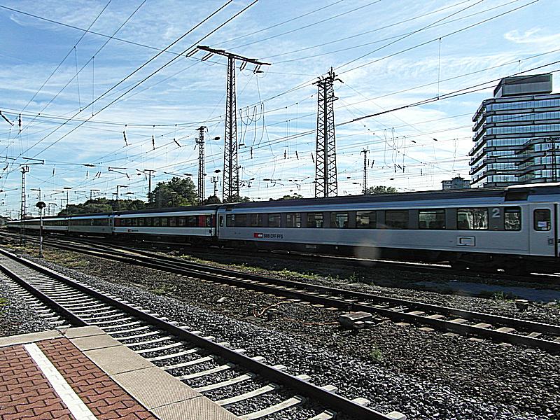 seit gestern im Einsatz der Hamburg.Köln-Express SAM_8790