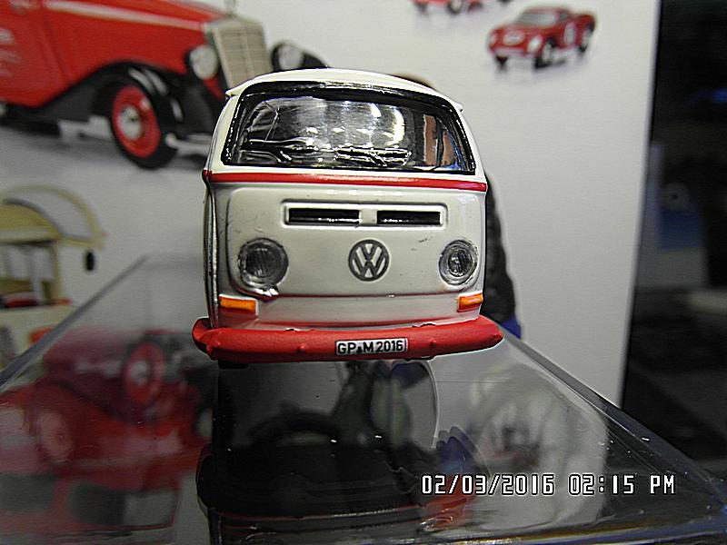 neu in meiner Samlung der Schuco  VW Bully T 2 SAM_5474