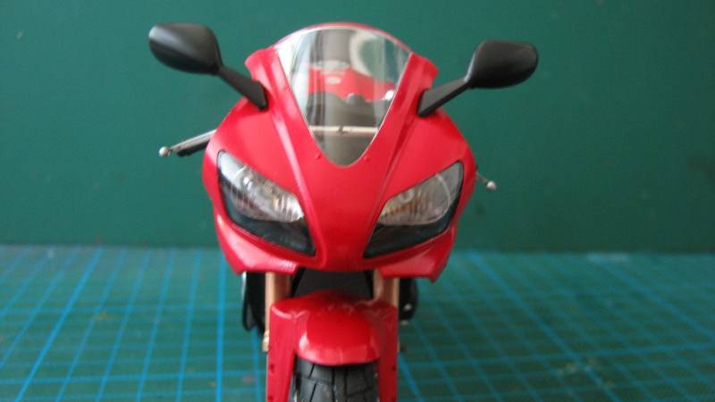 YAMAHA YZF R1 [Tamiya 1:12] + Lady "Need for Speed" [Legend Productions]  Img_0714