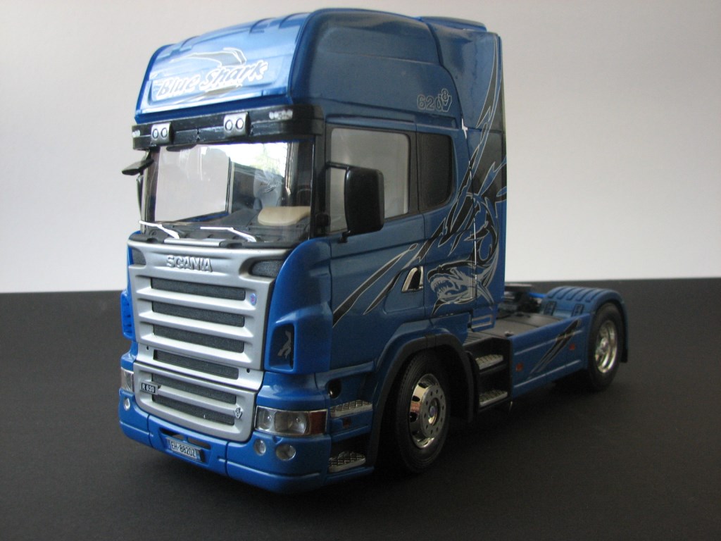 SCANIA R620 BLUE SHARK Img_2177