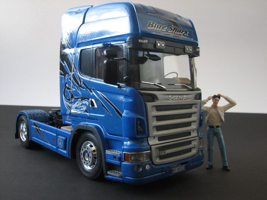 SCANIA R620 BLUE SHARK Img_2179