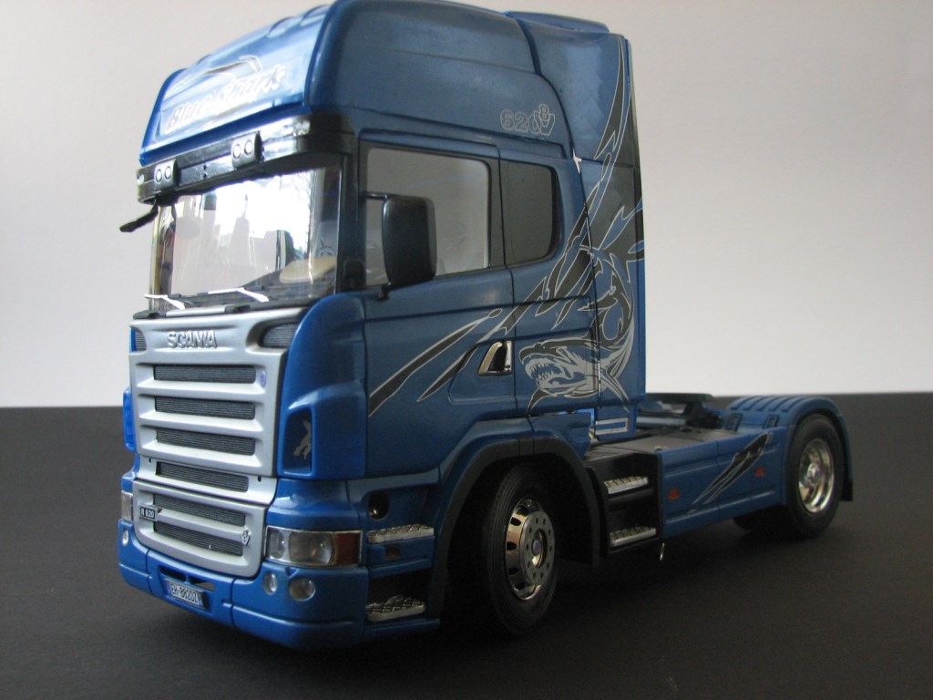 SCANIA R620 BLUE SHARK Img_2203