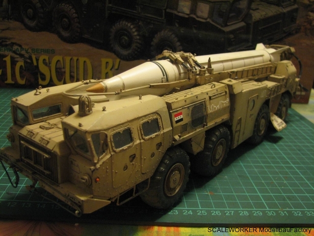 SS-1c SCUD B w/MAZ-543 TEL  [Dragon 1:35] Img_2208