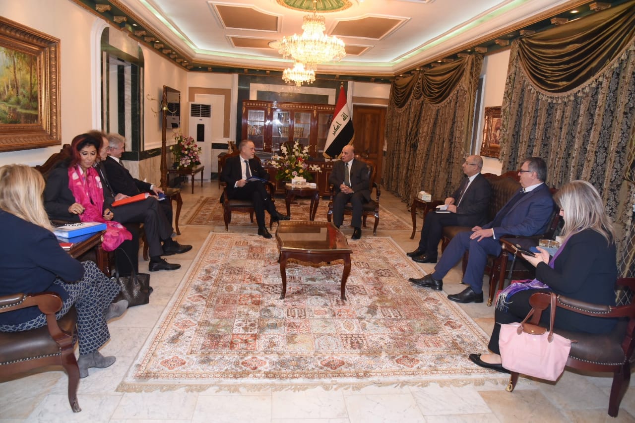 Deputy Prime Minister for Economic Affairs and Minister of Finance receives a delegation from the European Union 12c5f3b4-221b-447d-a33f-e13d8a743623