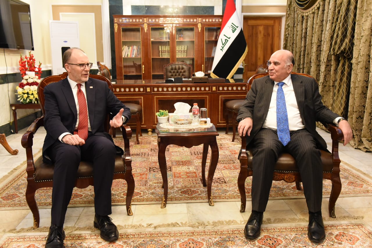 Deputy Prime Minister for Economic Affairs and Minister of Finance receives the US Ambassador in Baghdad 9f1c6b41-b20a-4ccd-b0e2-6e485274034a