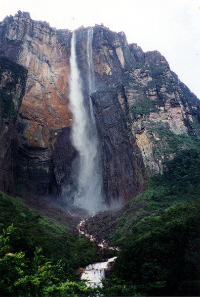 [][] اعلى شلالات العالم " انجيل " [][] V_angel_falls_00_600