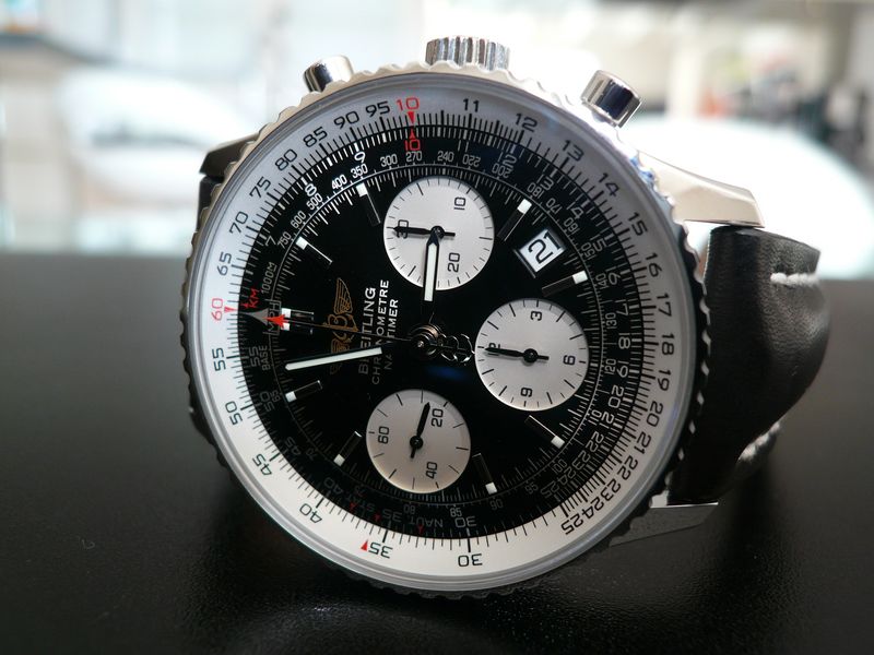 recherche une breitling navitimer pour anniv H0744a_800