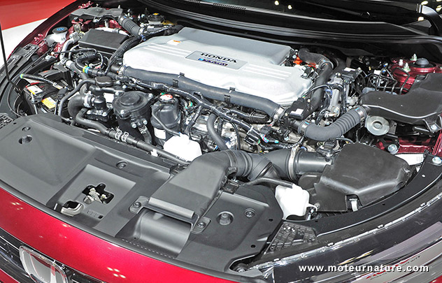 Les articles contre nature de Moteur-Nature - Page 7 Honda-FCX-Clarity-2