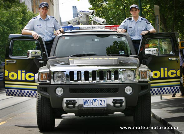 مجموعة سيارات شرطة من اجود انواع السيارات Hummer-police-1