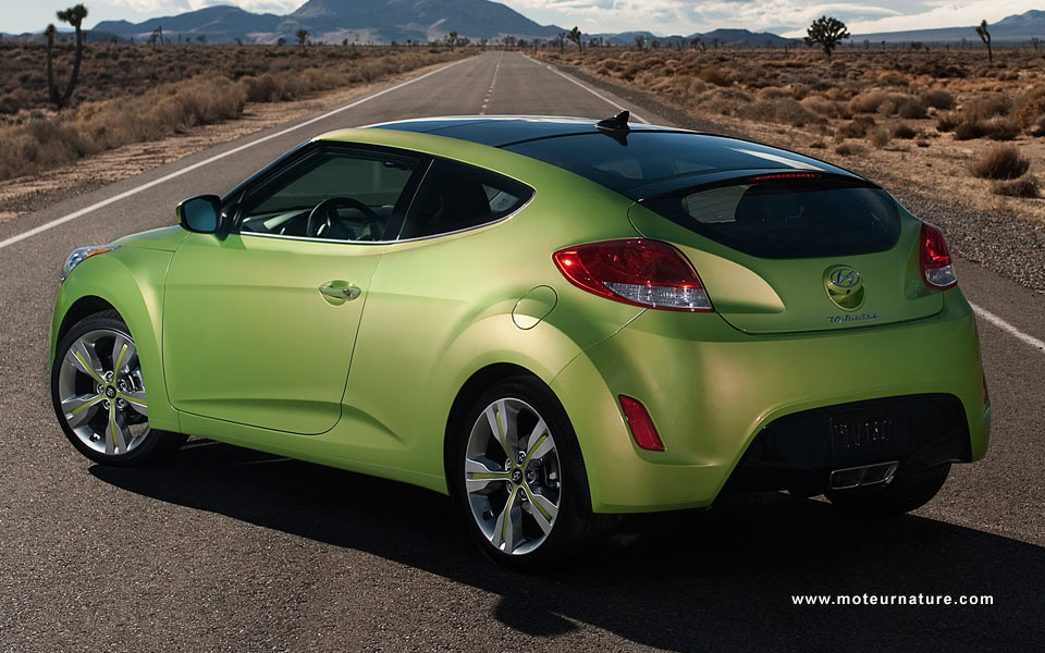 [ Actualité : Nouveauté ] Coupé Hyundai Veloster 132 g/km de CO2  Hyundai-Veloster-2-big